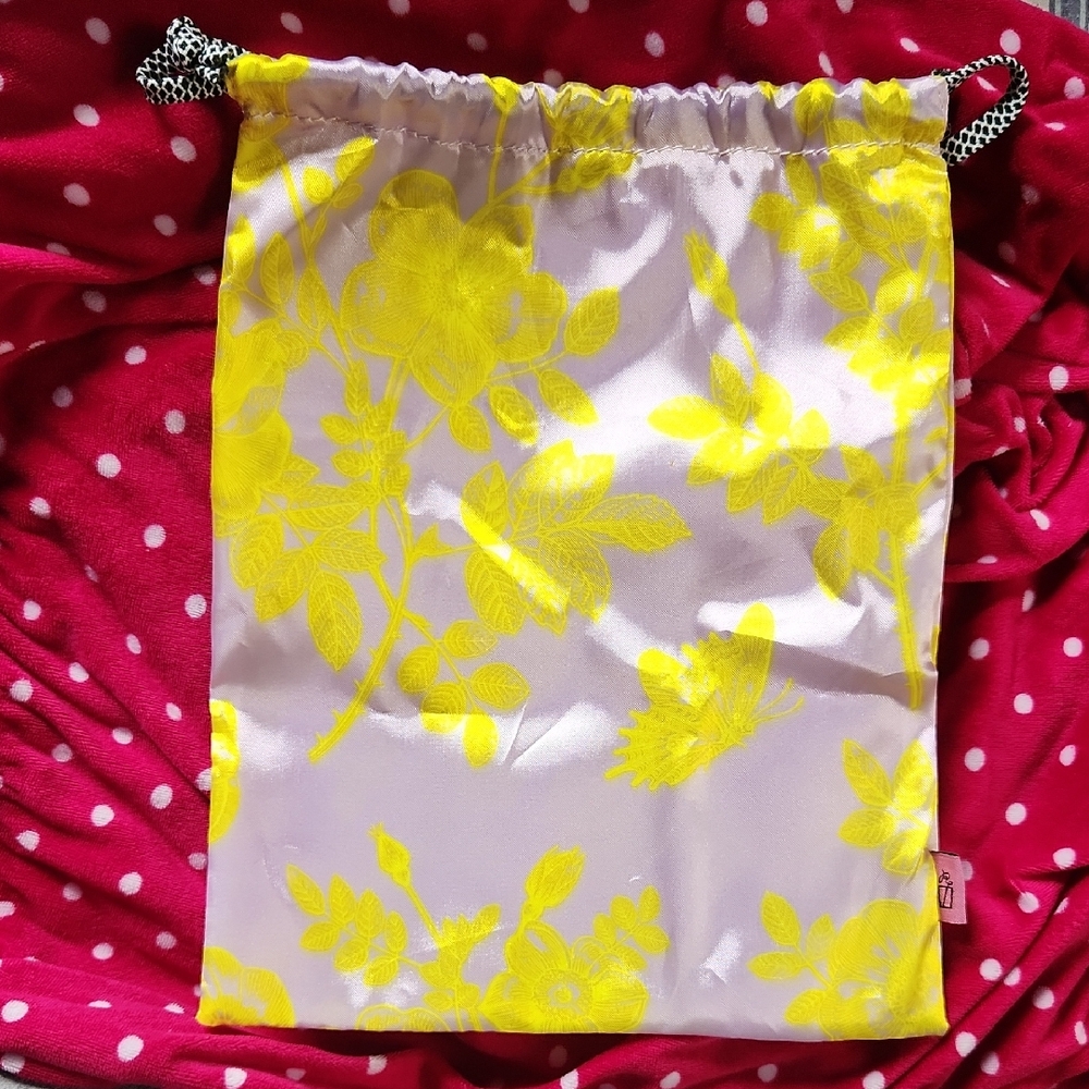 10/$20 Floral Drawstring Makeup Bag with Yellow Accents